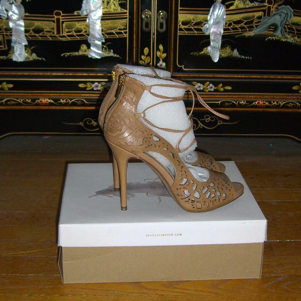 JESSICA SIMPSON JS-BRIONY PERFORATED PEEP TOE SANDAL SHOES 7.5M - Picture 3 of 6